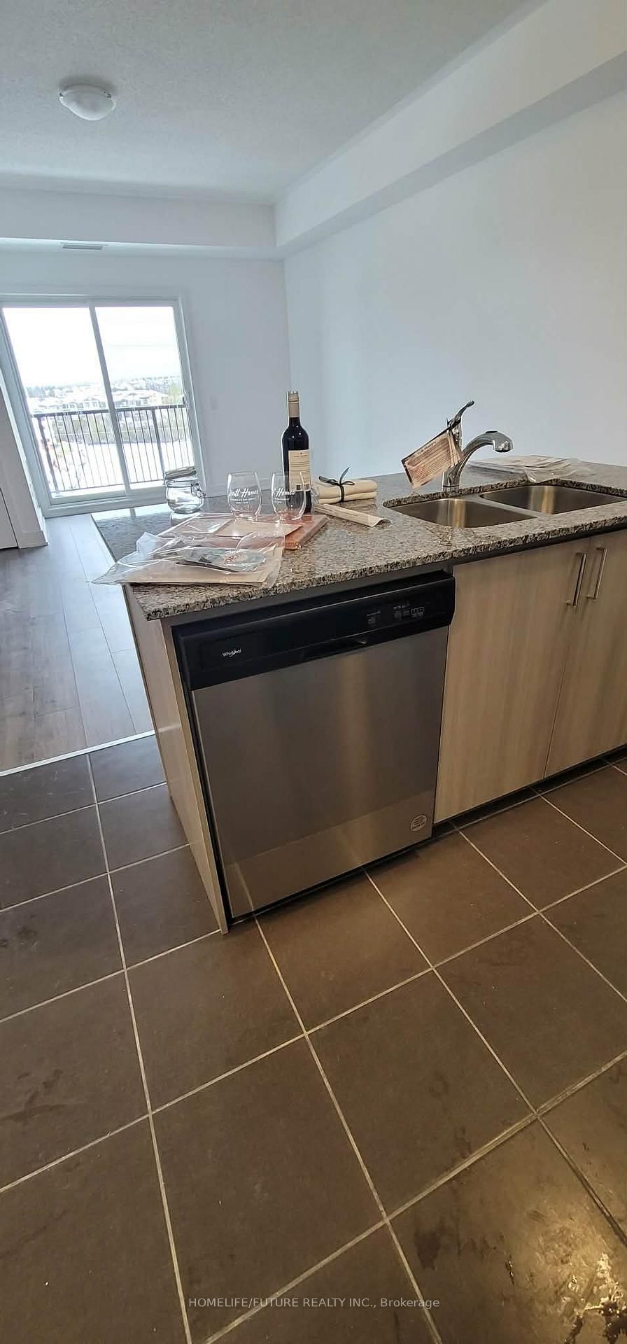 4 Spice Way, Unit 306
