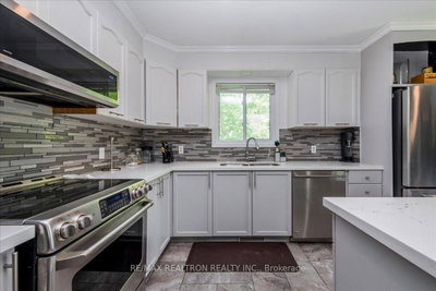 14 Courtland Street • Orillia, ON photo 9