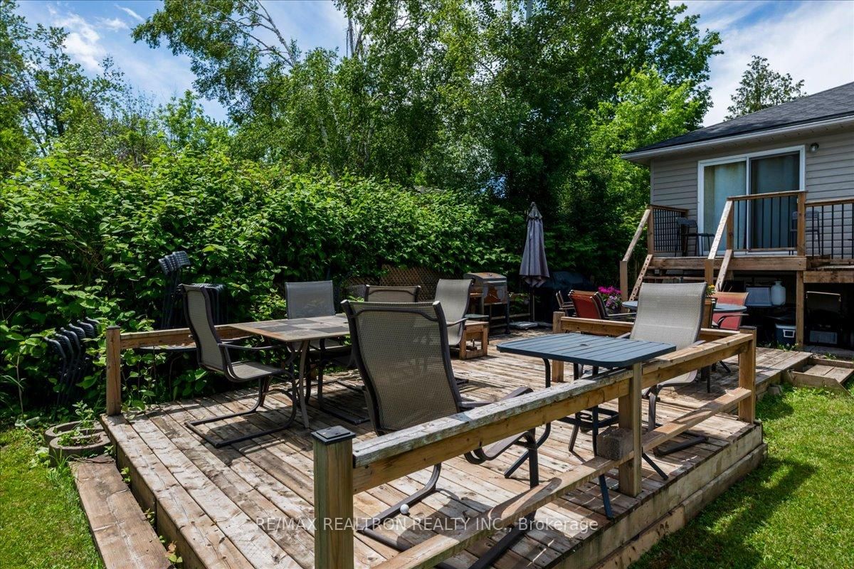 14 Courtland Street • Orillia, ON photo 22