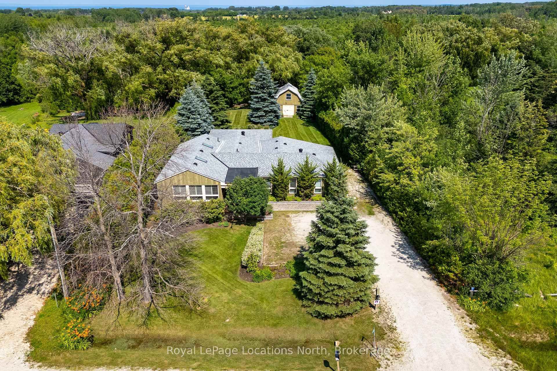 795853 Grey 19 Road