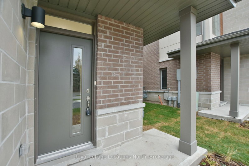 5 - 35 Dawson Drive