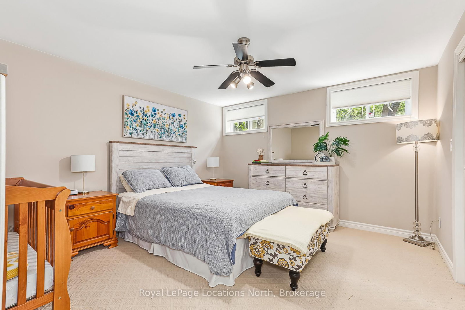 44 Blackburn Avenue • Clearview, ON photo 25