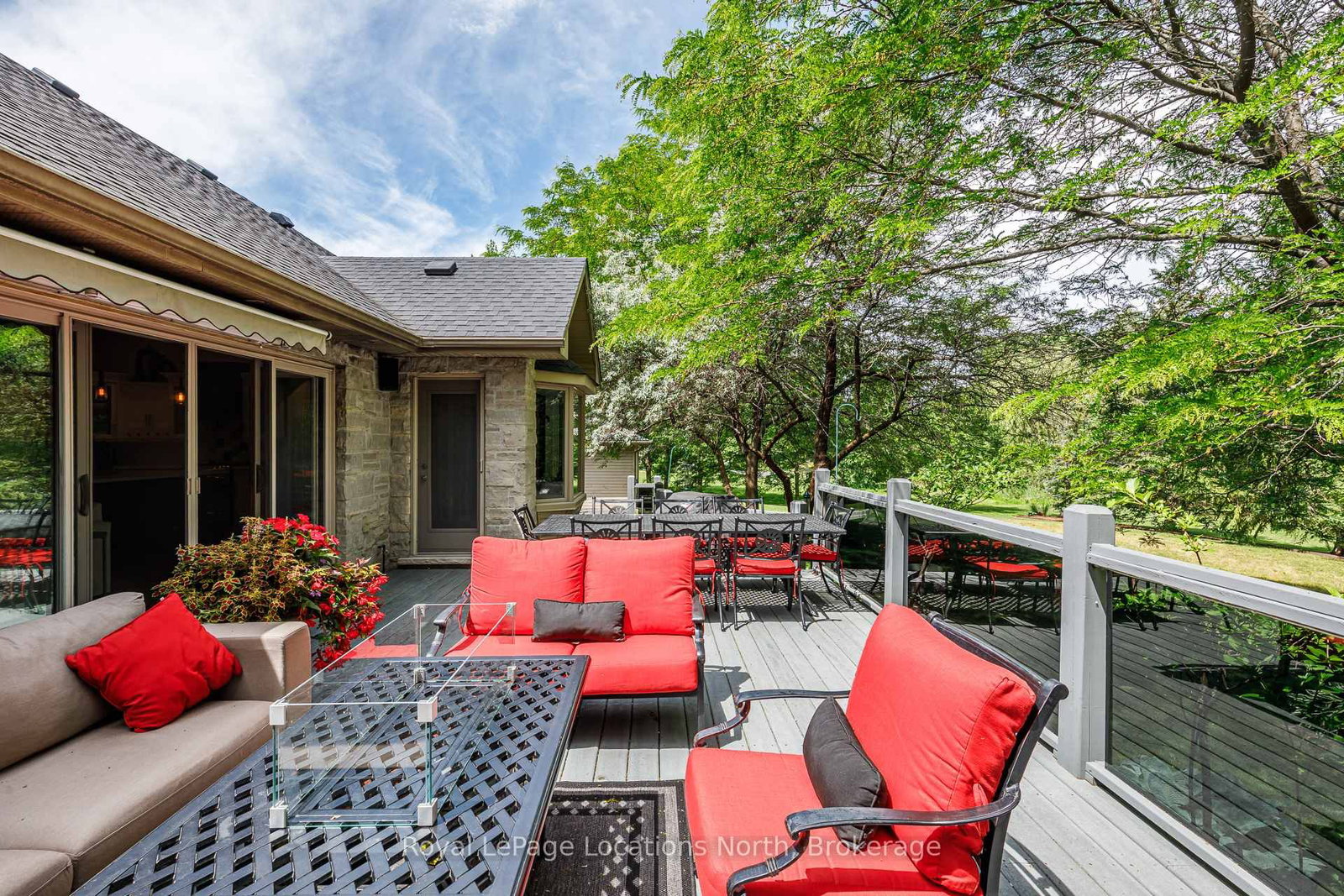44 Blackburn Avenue • Clearview, ON photo 36