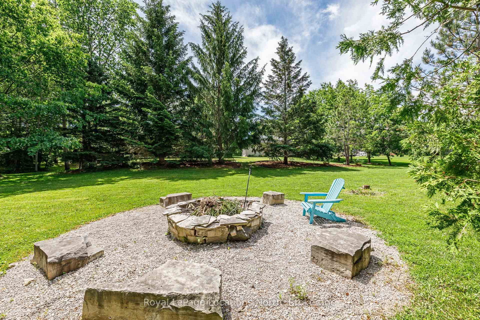 44 Blackburn Avenue • Clearview, ON photo 42