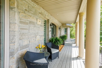 44 Blackburn Avenue • Clearview, ON photo 7
