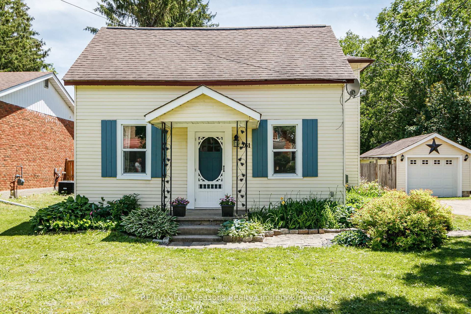 Listing Image 3