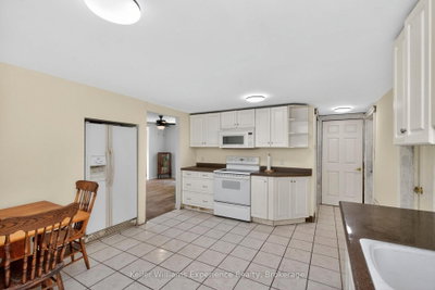 1720 Golflink Road — more photos