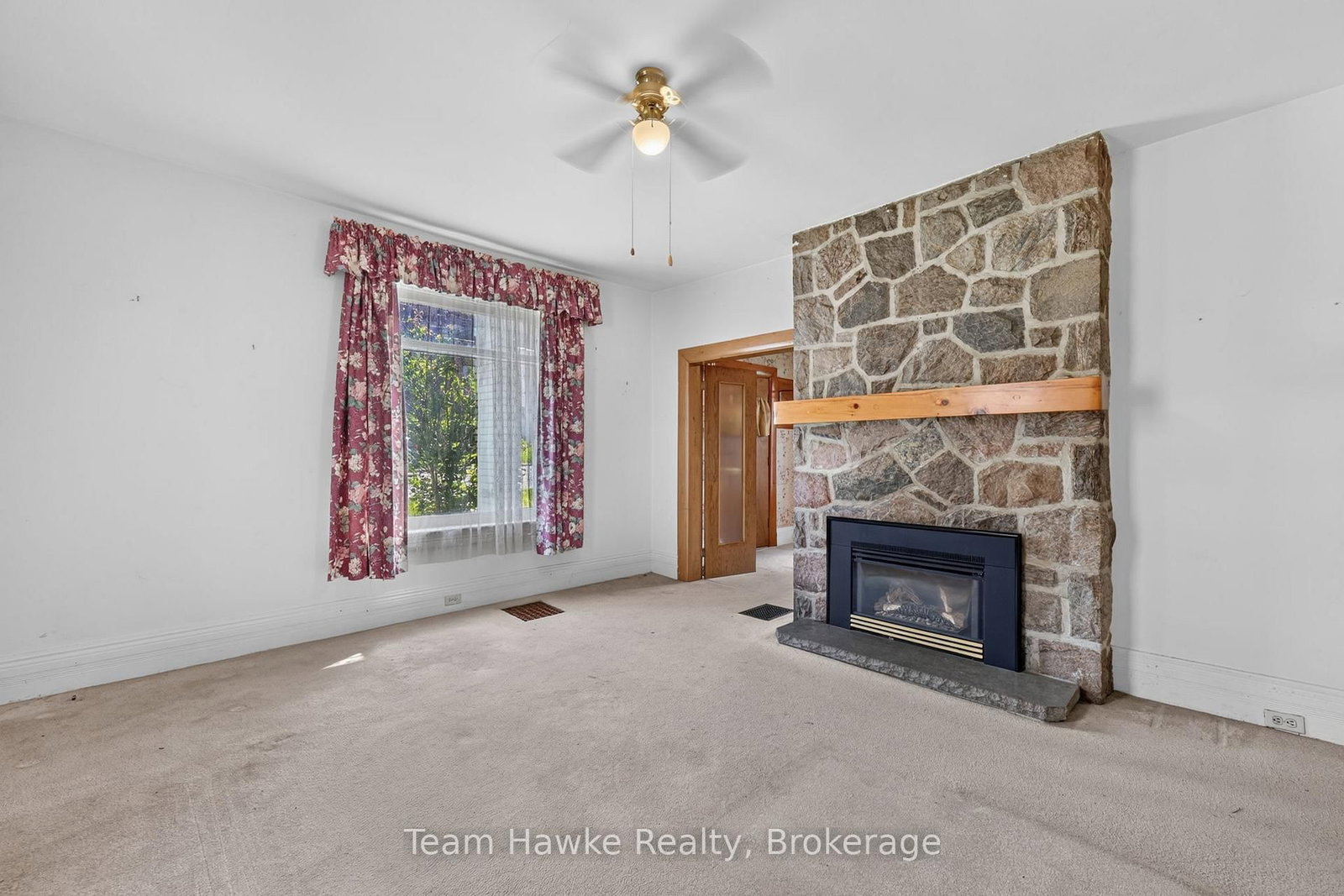 256 Manly Street • Midland, ON photo 10