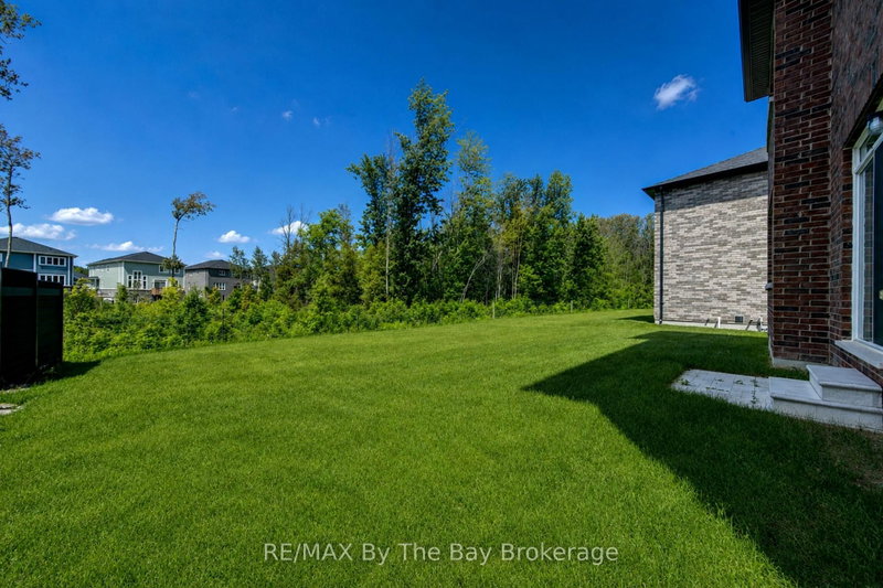 18 Amber Drive
