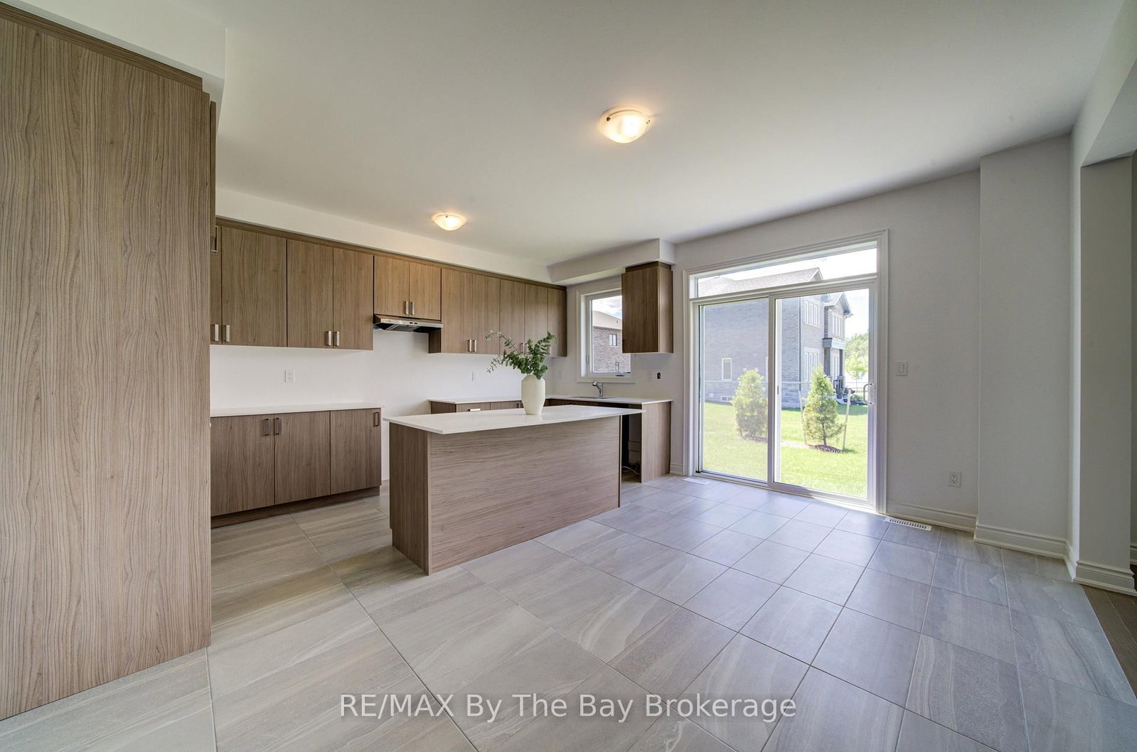 1 Amber Drive • Wasaga Beach, ON photo 13