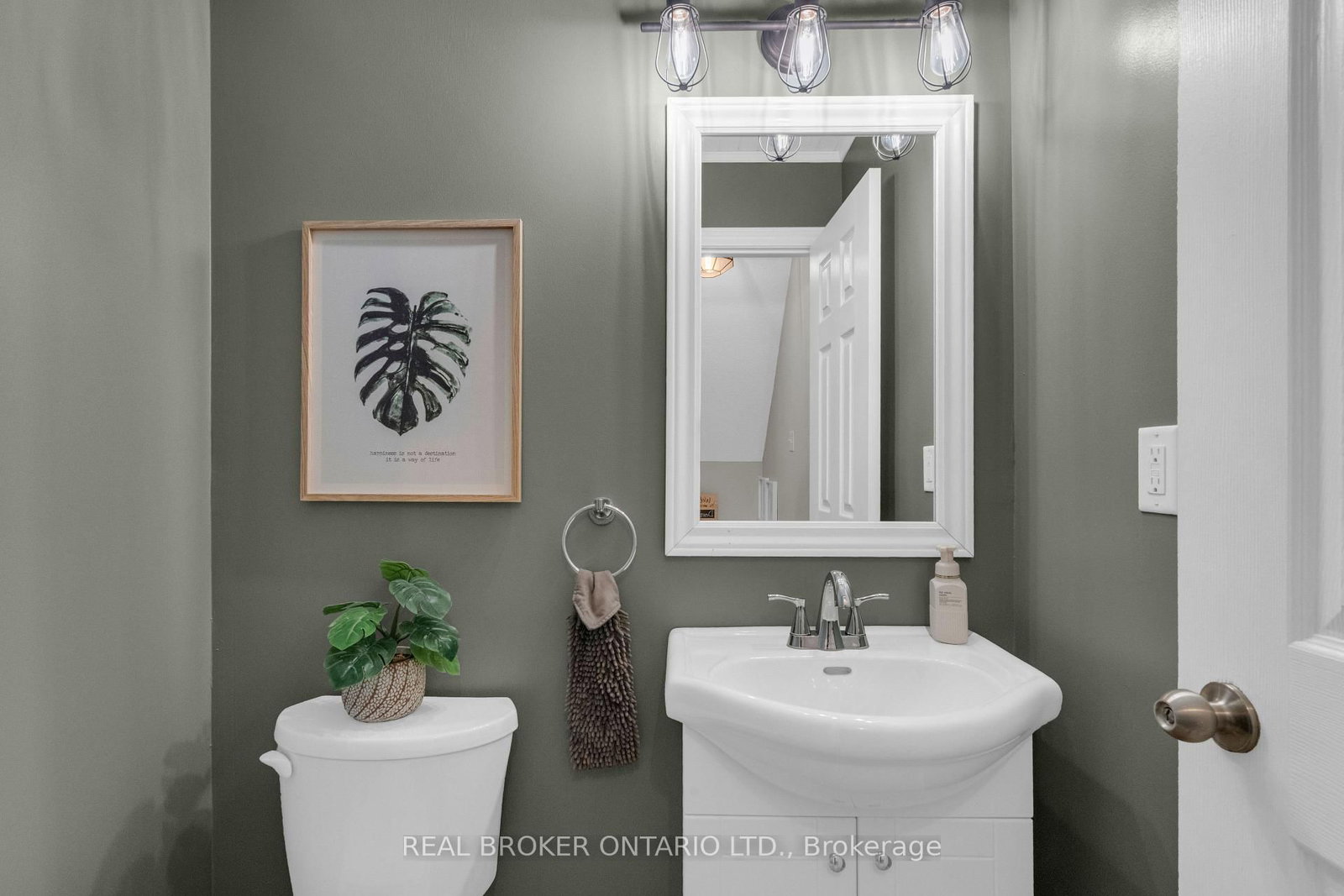 67 Birchwood Drive • Barrie, ON photo 22
