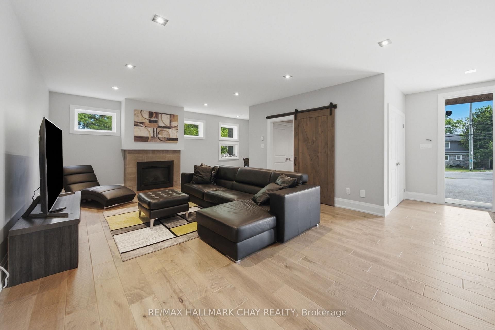 184 Shanty Bay Road