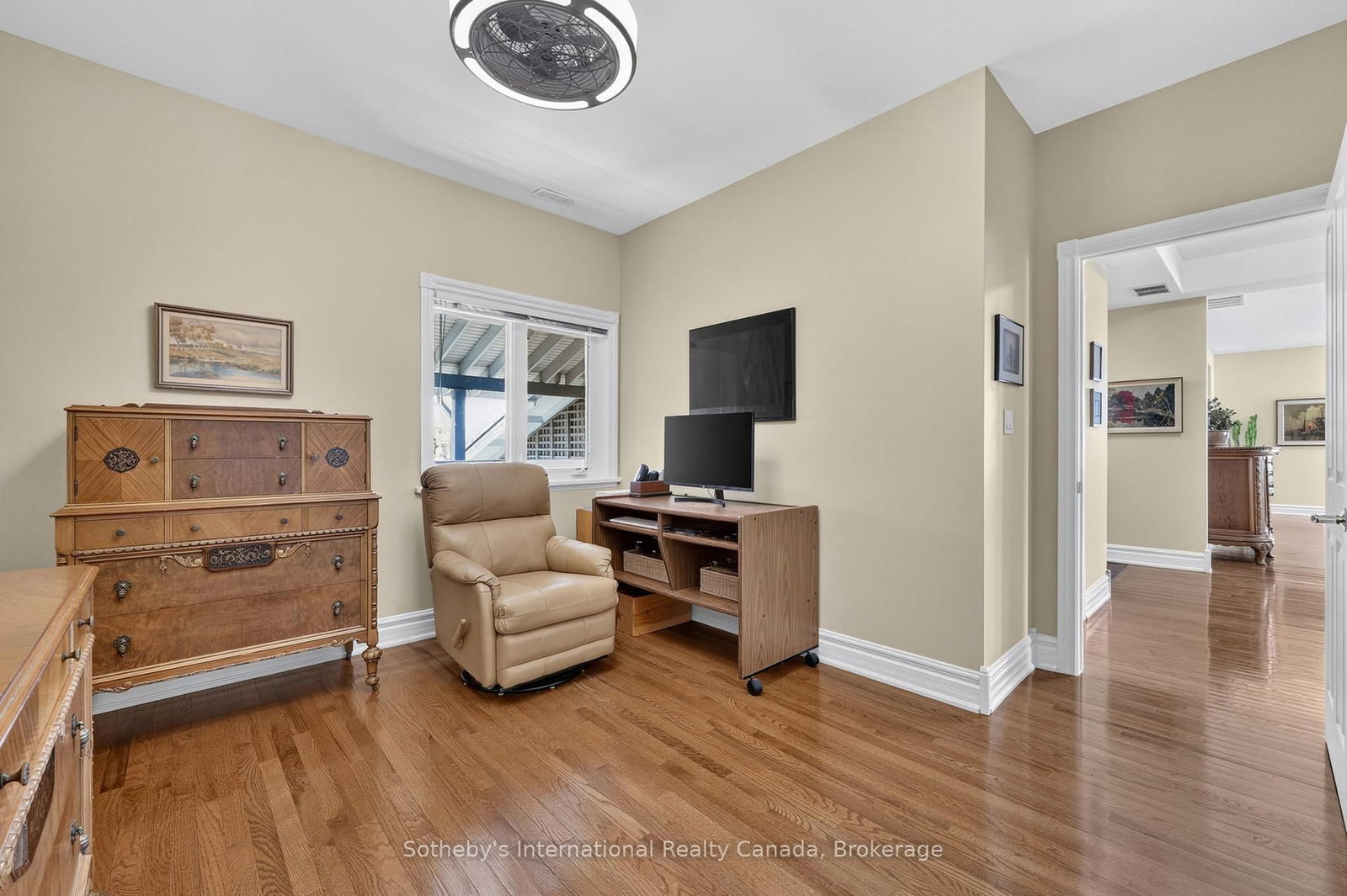 541 MARINERS Way • Collingwood, ON photo 23