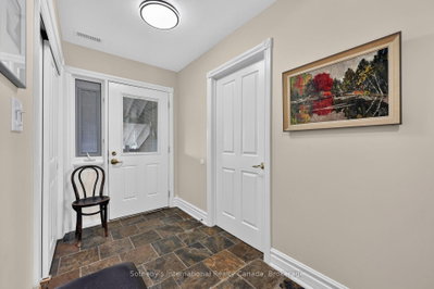 541 MARINERS Way • Collingwood, ON photo 6
