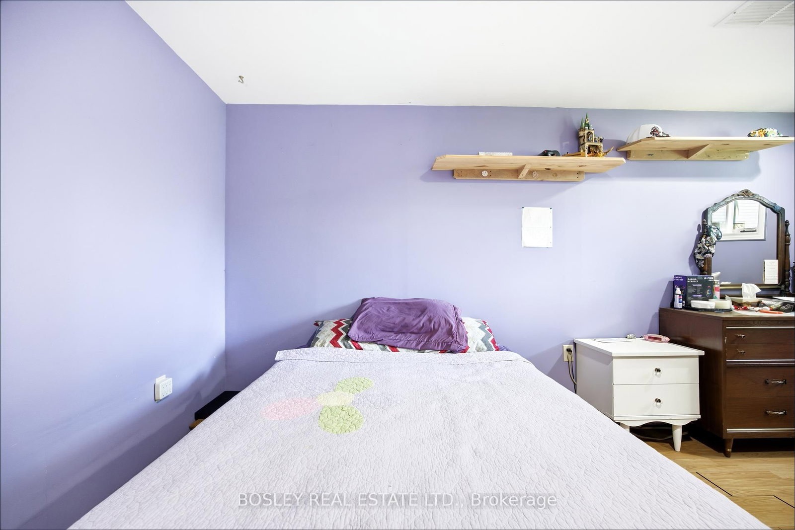16 Steel Street • Barrie, ON photo 21