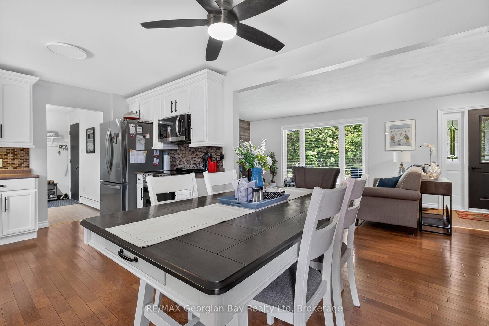 71 Lorne Avenue • Penetanguishene, ON photo 11