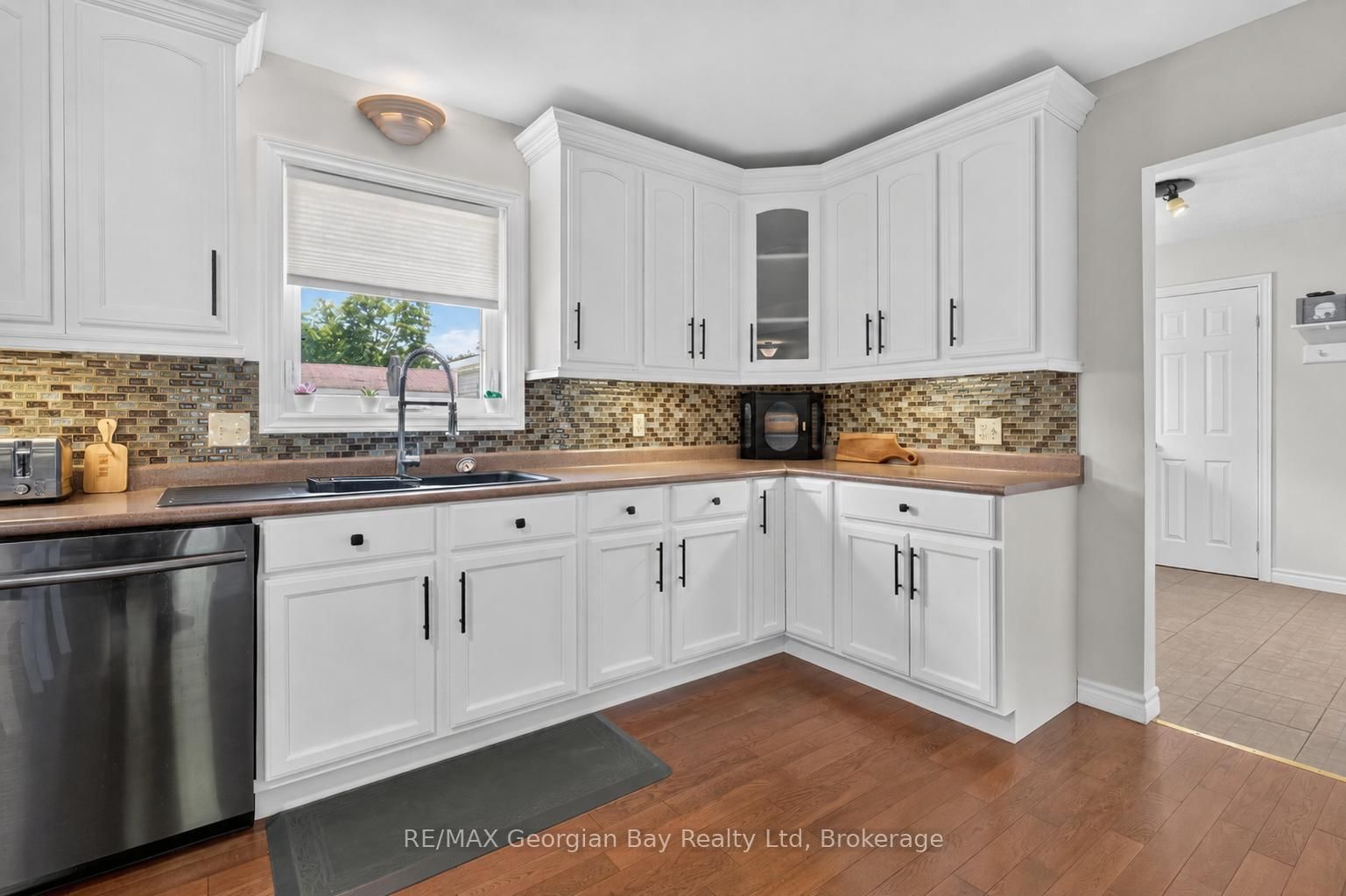 71 Lorne Avenue • Penetanguishene, ON photo 14