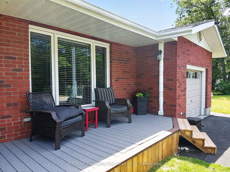 71 Lorne Avenue
