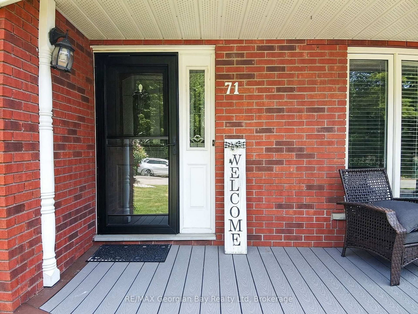 71 Lorne Avenue • Penetanguishene, ON photo 3