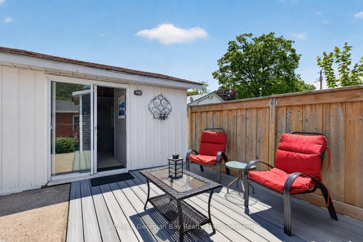 71 Lorne Avenue • Penetanguishene, ON photo 43