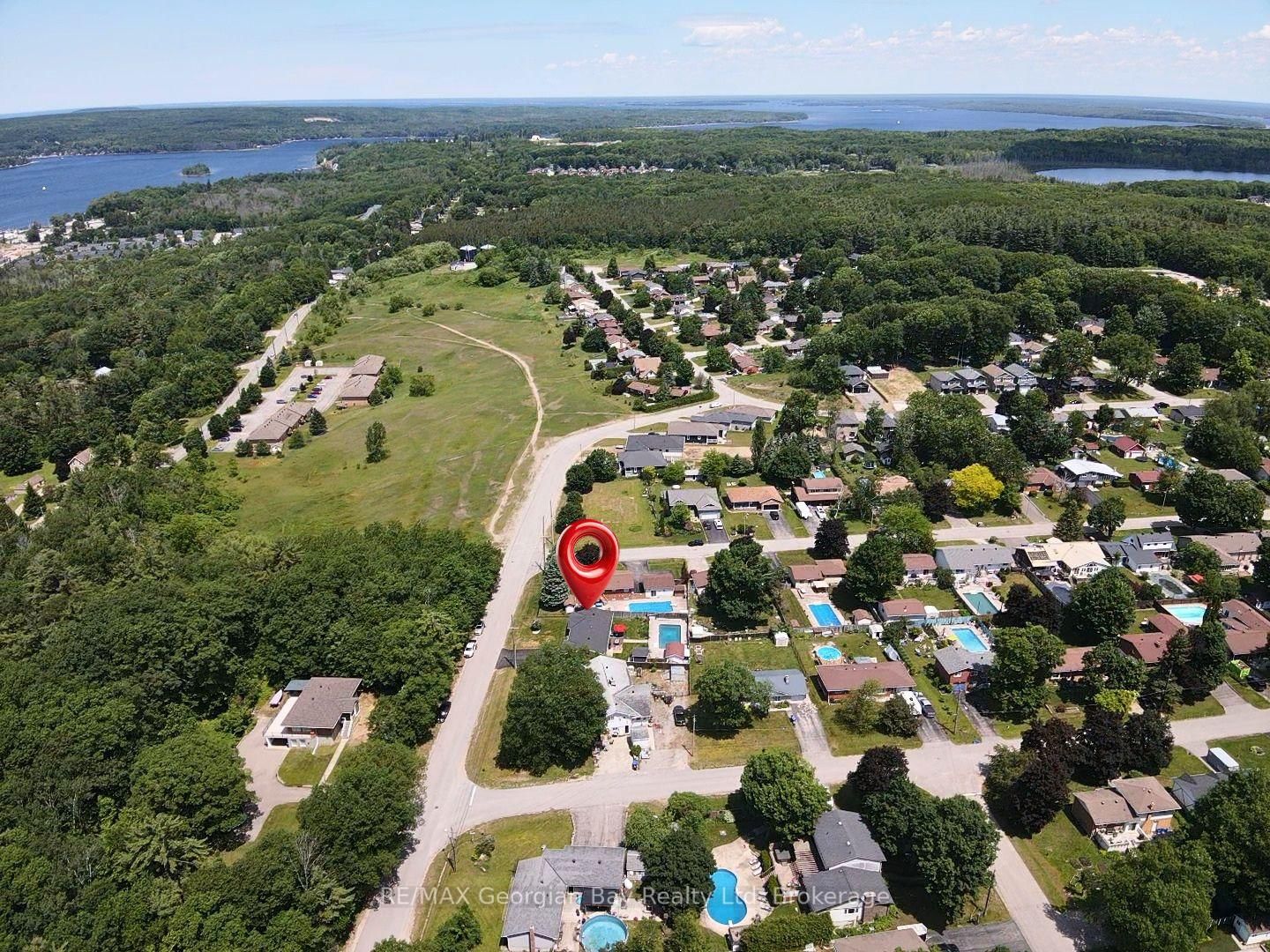 71 Lorne Avenue • Penetanguishene, ON photo 49