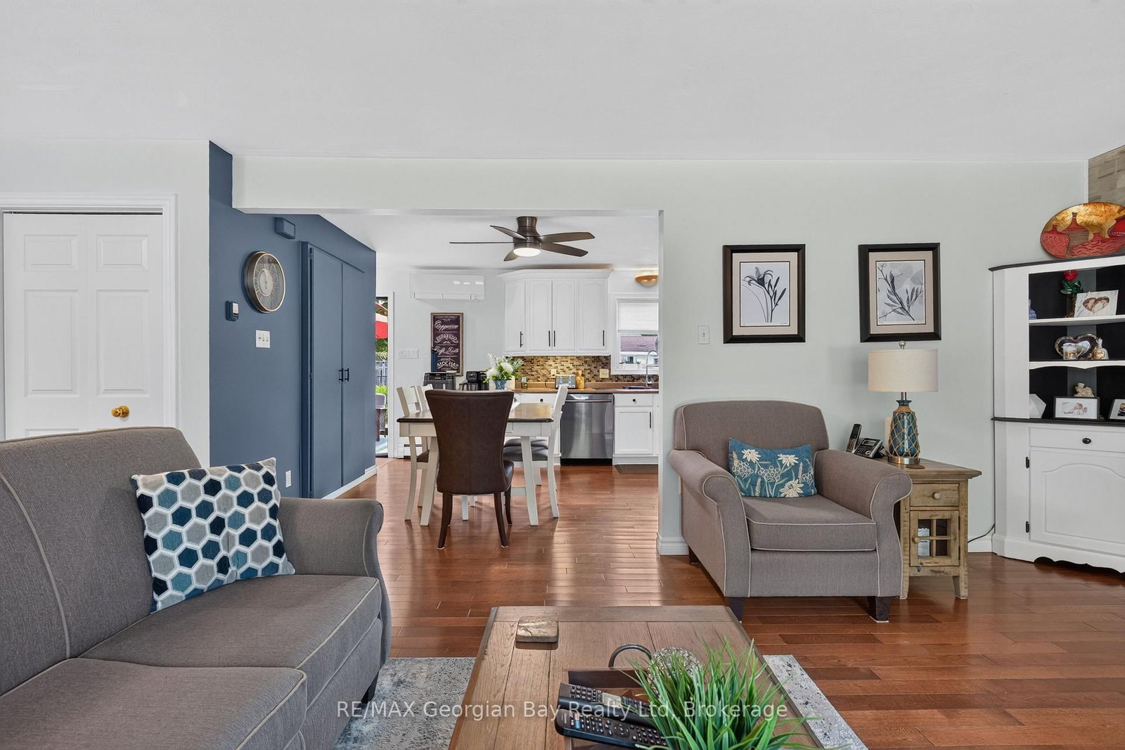 71 Lorne Avenue • Penetanguishene, ON photo 8