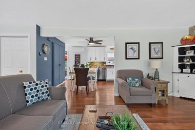 71 Lorne Avenue • Penetanguishene, ON photo 8