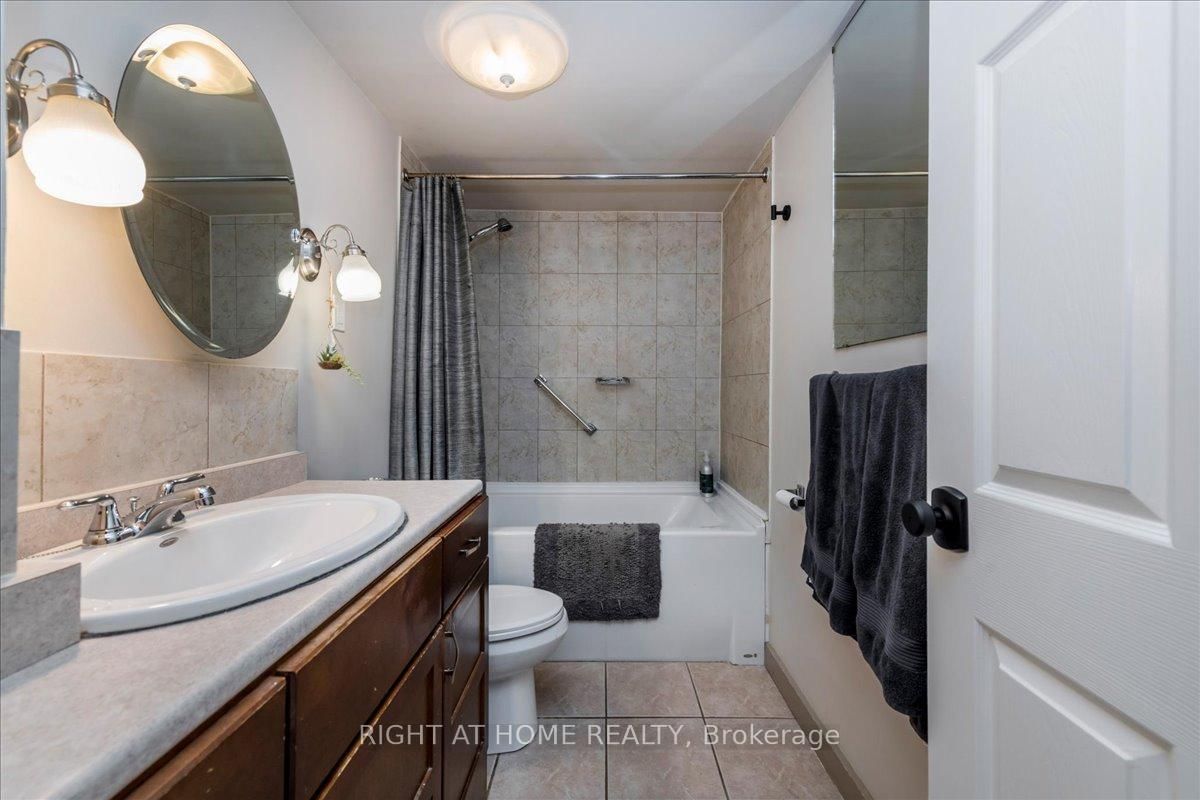 467 High Street • Orillia, ON photo 12