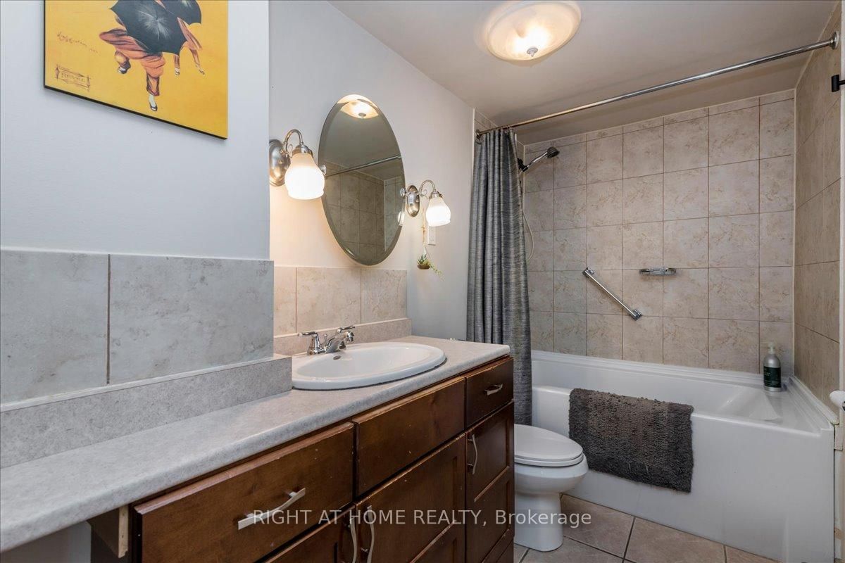 467 High Street • Orillia, ON photo 13