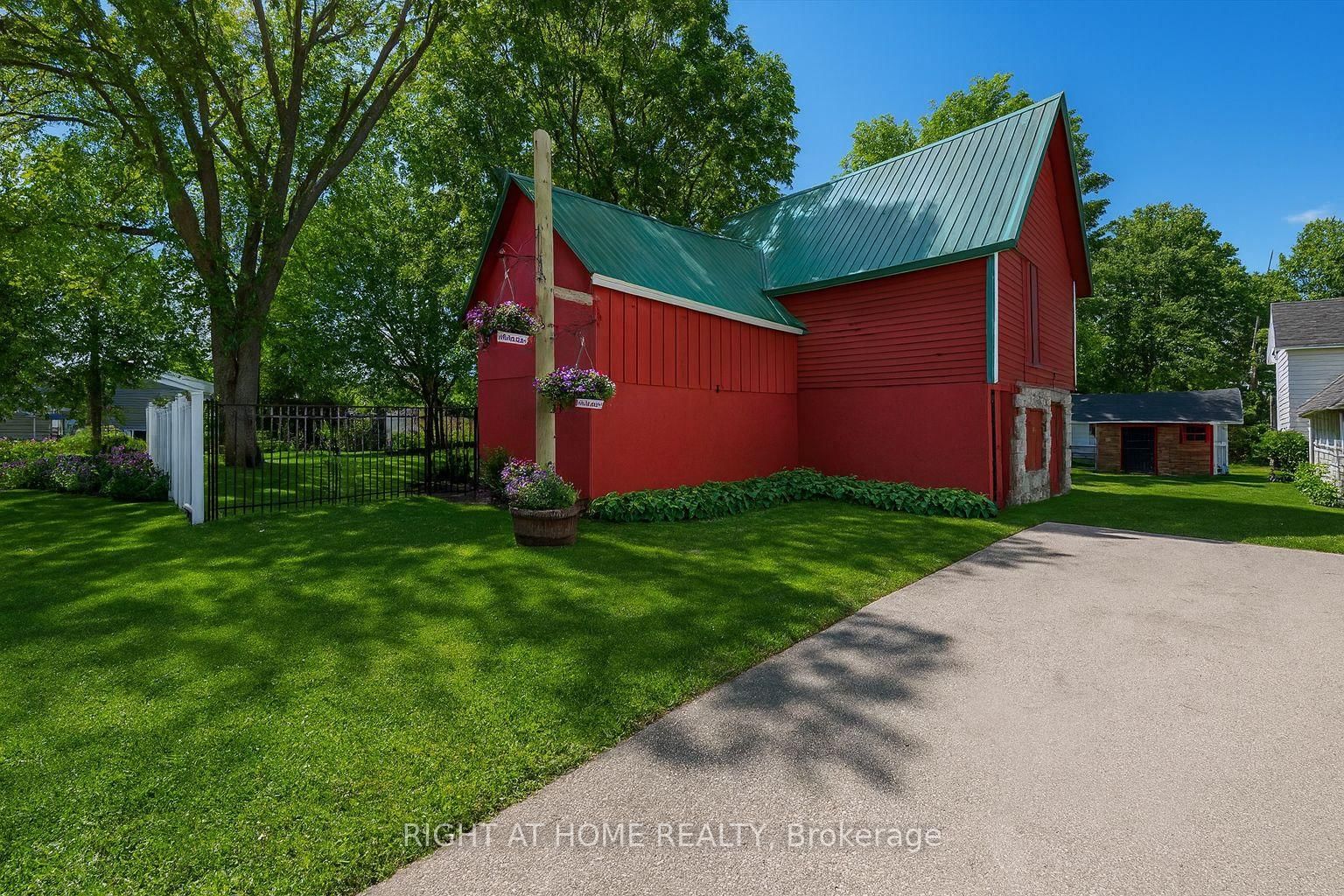 467 High Street • Orillia, ON photo 20