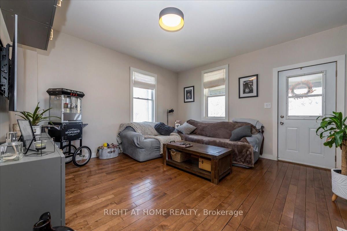 467 High Street • Orillia, ON photo 5