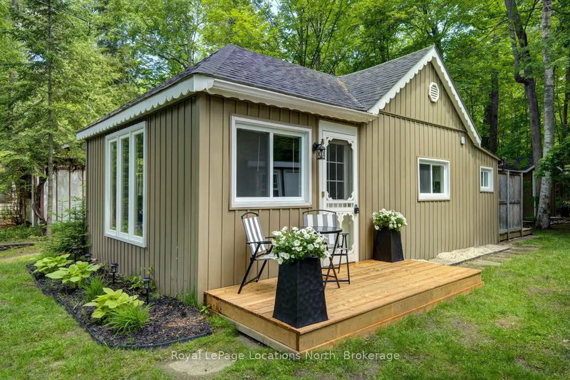 1955 Tiny Beaches Road S