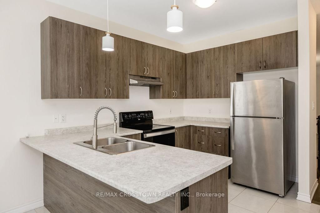 22 Simona Avenue • Wasaga Beach, ON photo 15