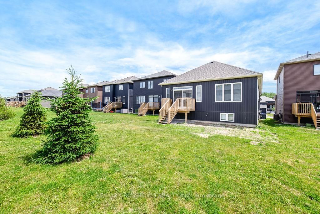 22 Simona Avenue • Wasaga Beach, ON photo 49