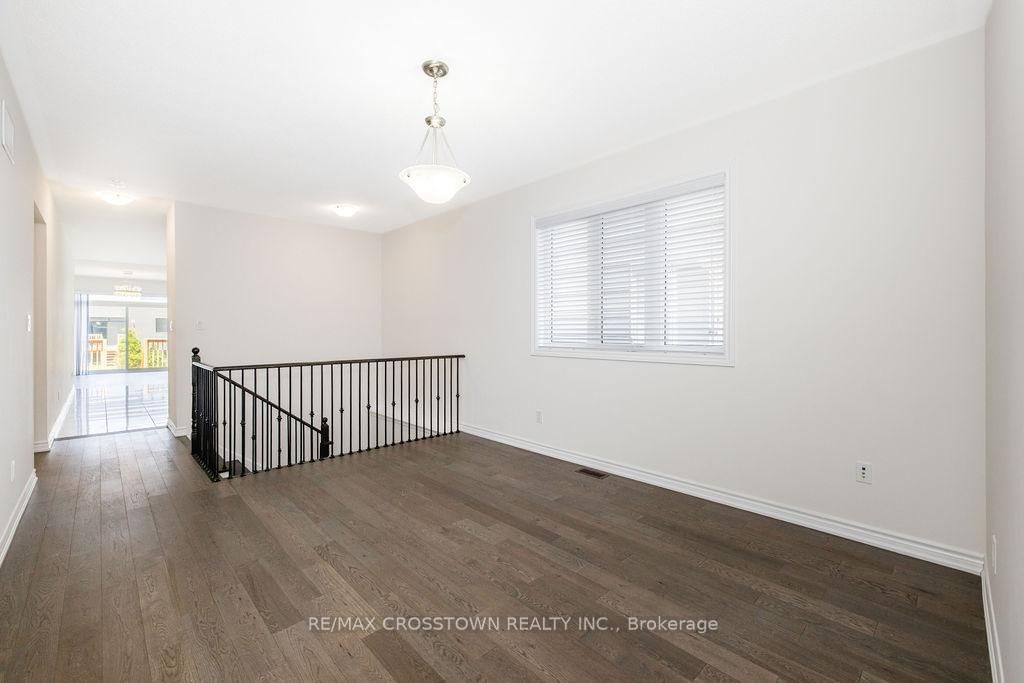 22 Simona Avenue • Wasaga Beach, ON photo 6
