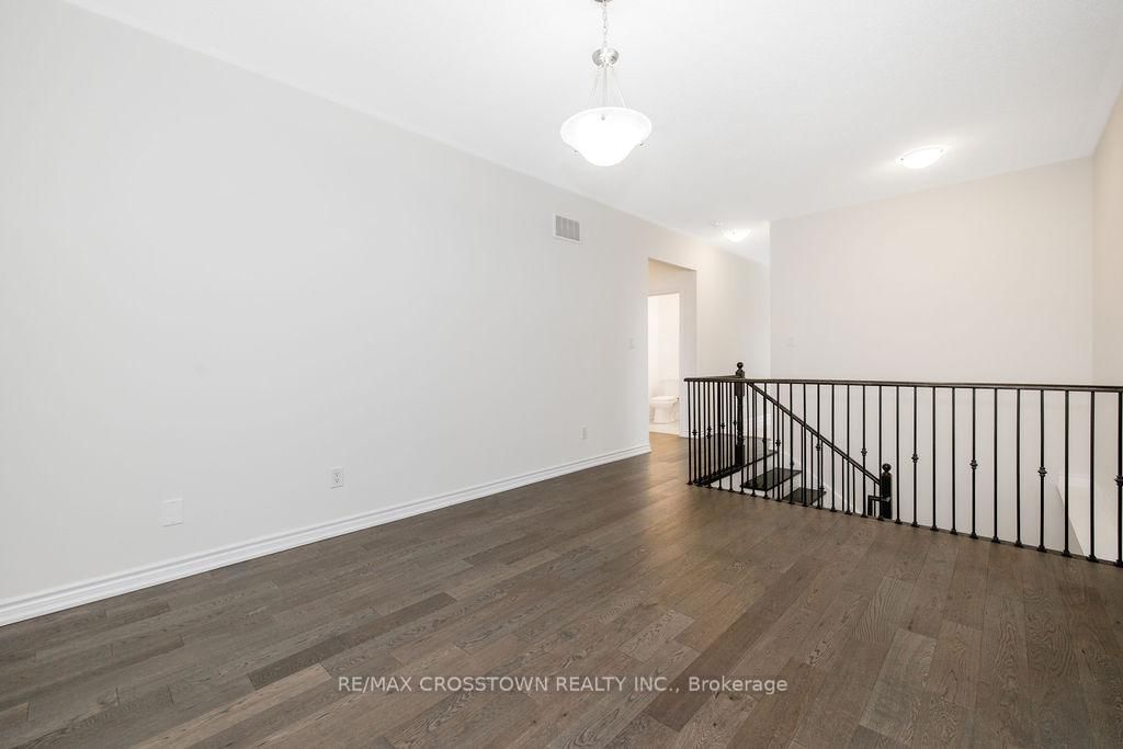 22 Simona Avenue • Wasaga Beach, ON photo 9