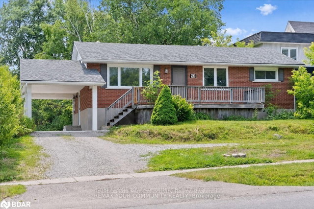 93 Westmount Drive S