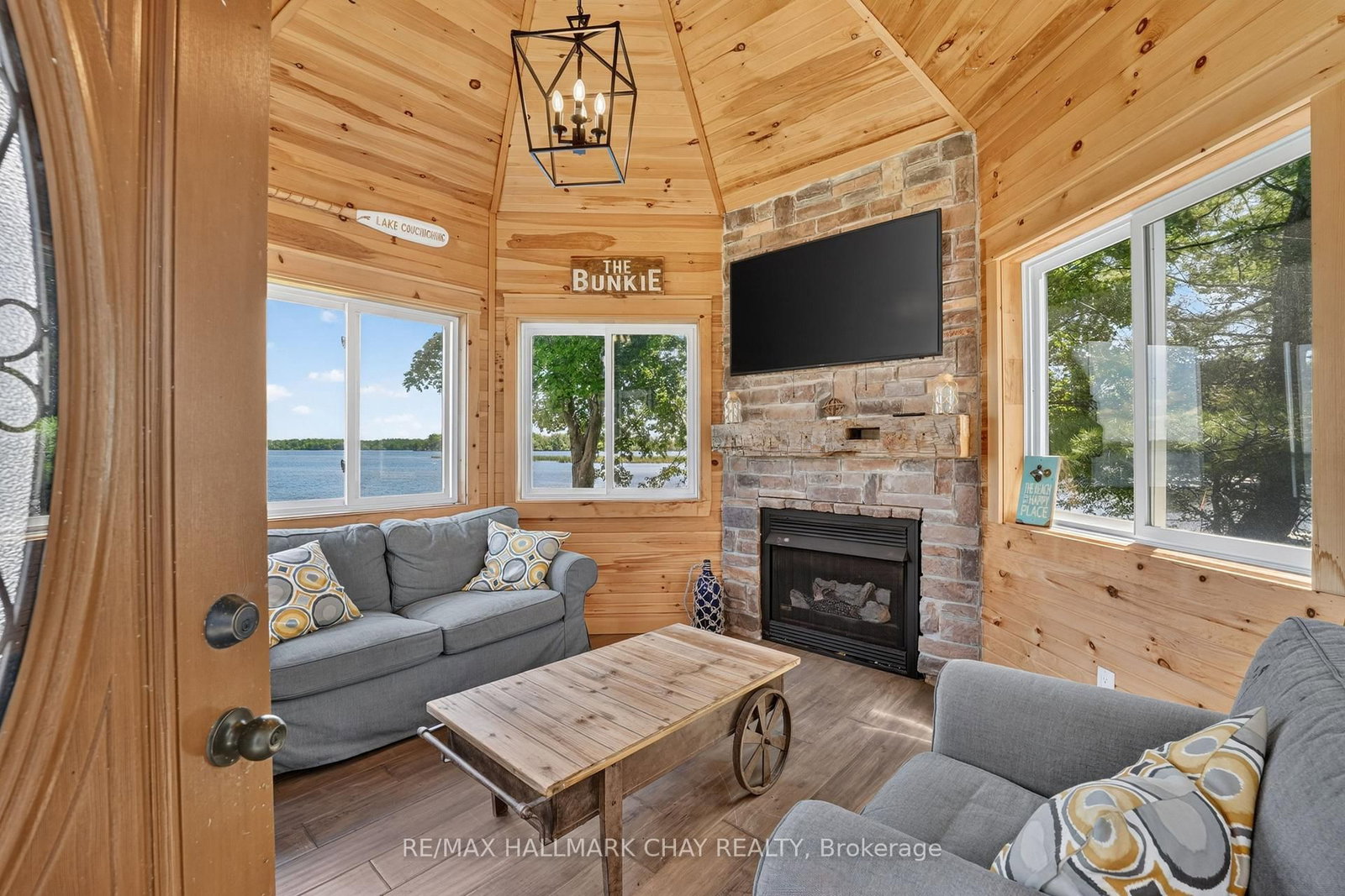 465 Mooney Crescent • Orillia, ON photo 13