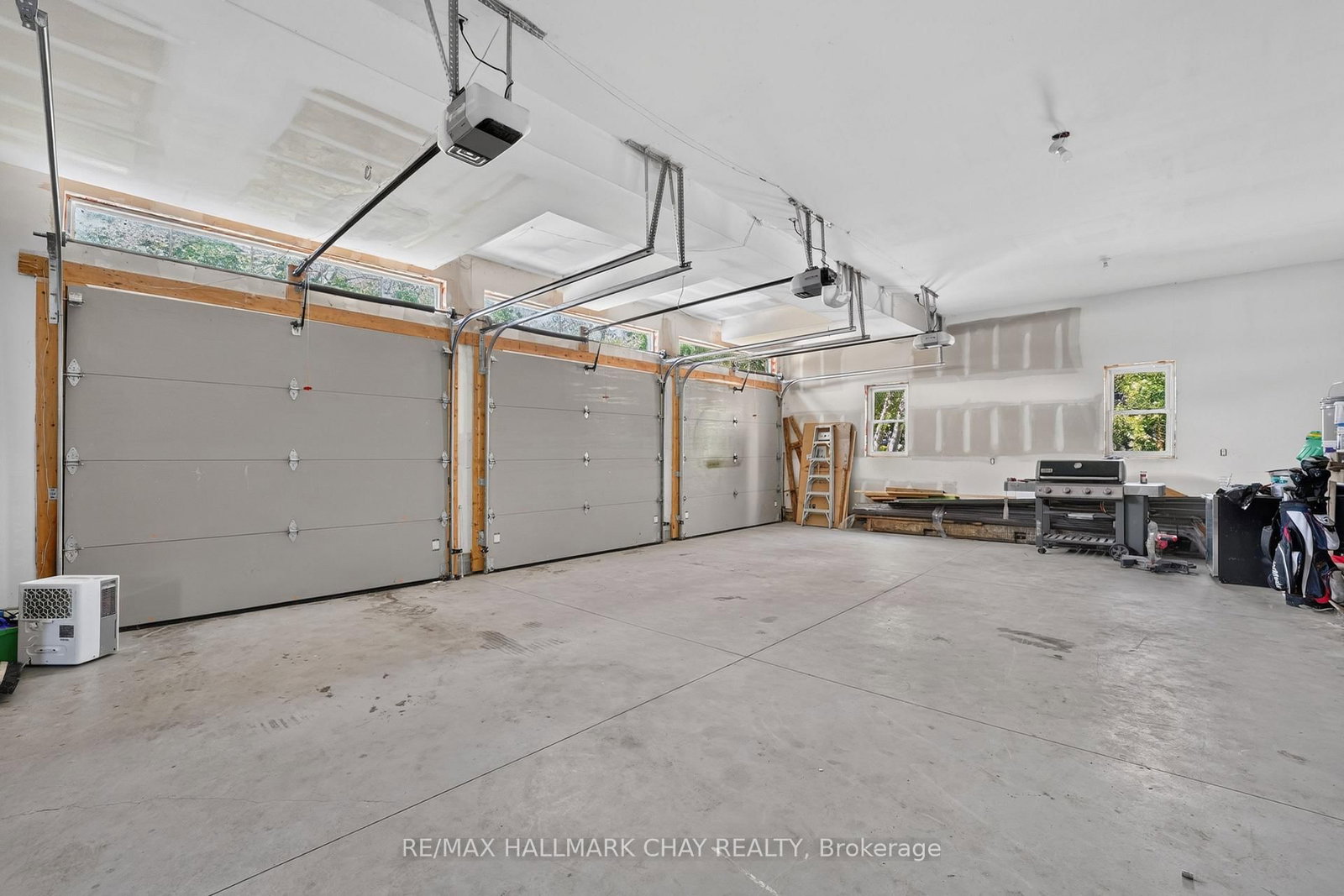 465 Mooney Crescent • Orillia, ON photo 36