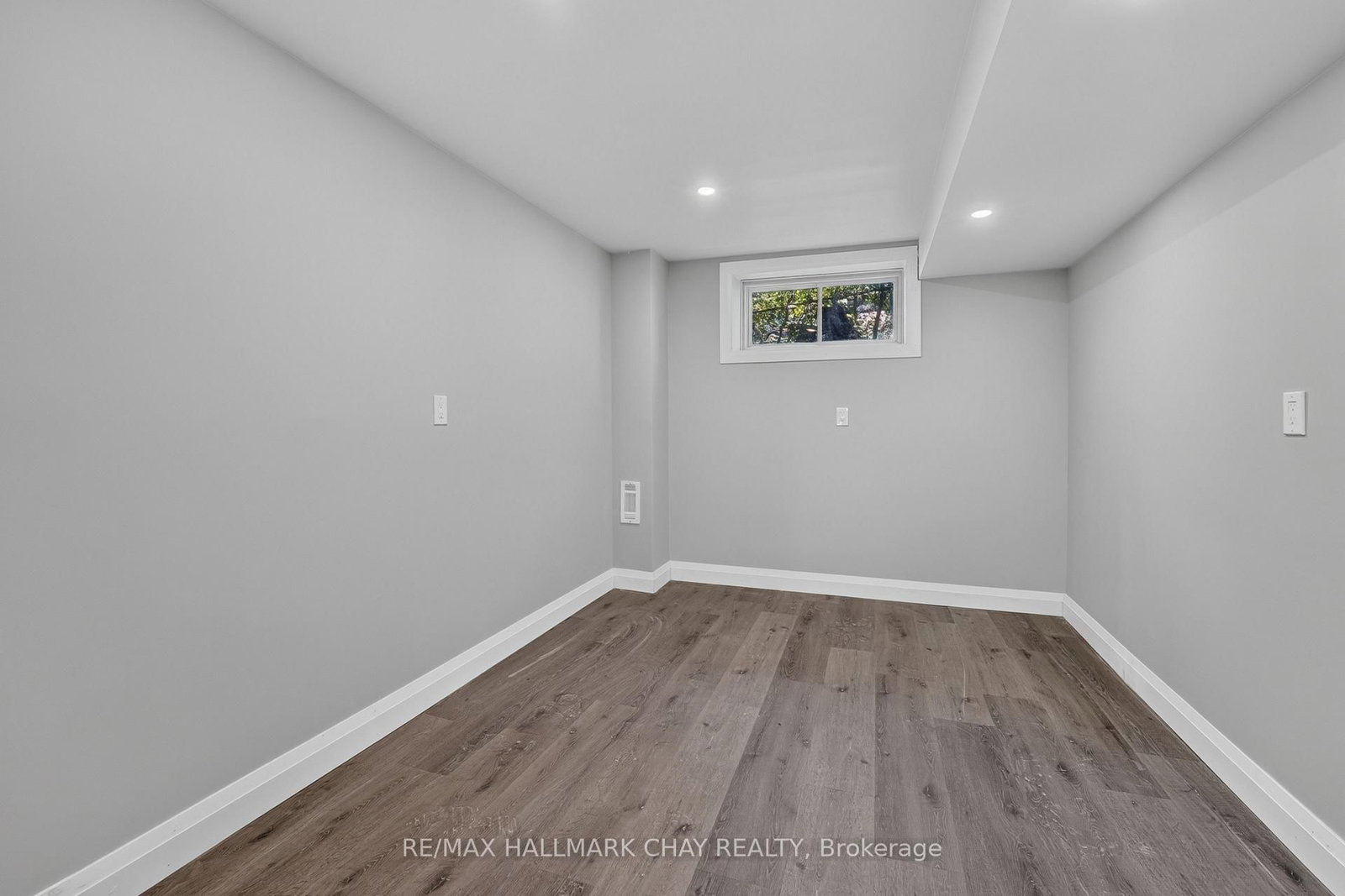 465 Mooney Crescent • Orillia, ON photo 48