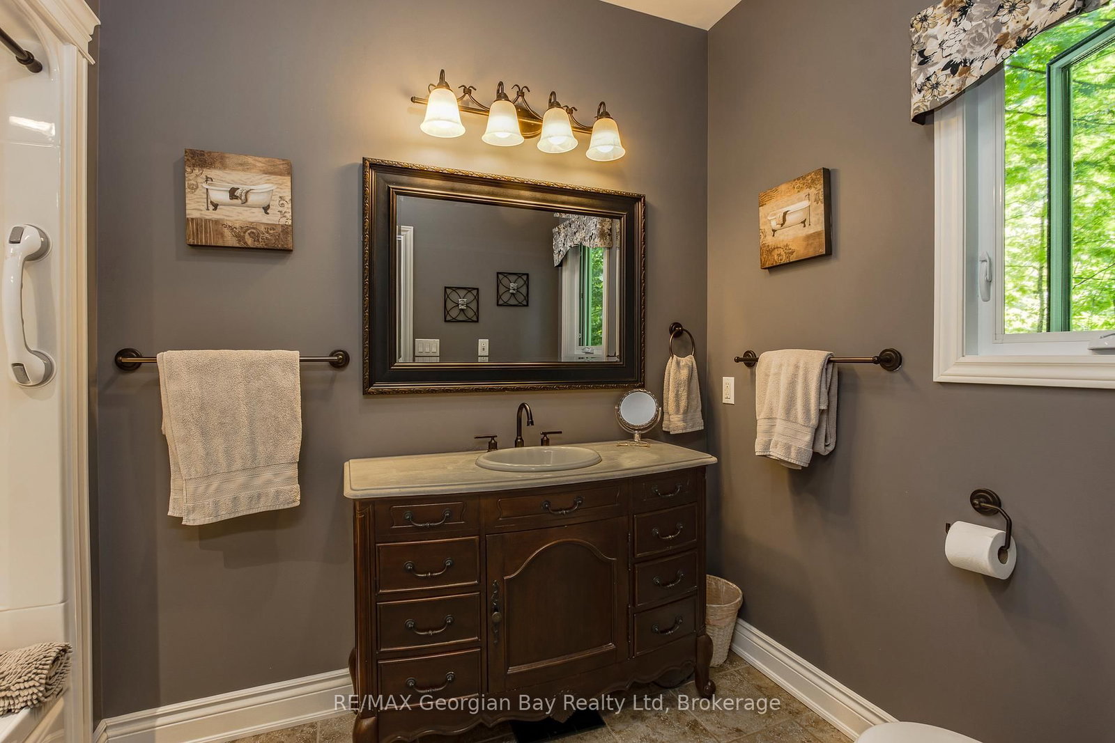 390 Puddicombe Road • Midland, ON photo 24