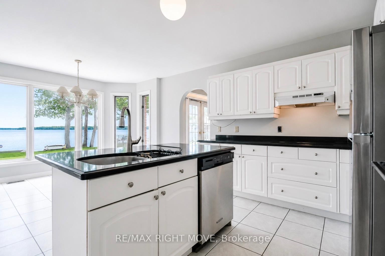 4229 Wilson Point Road N • Severn, ON photo 11