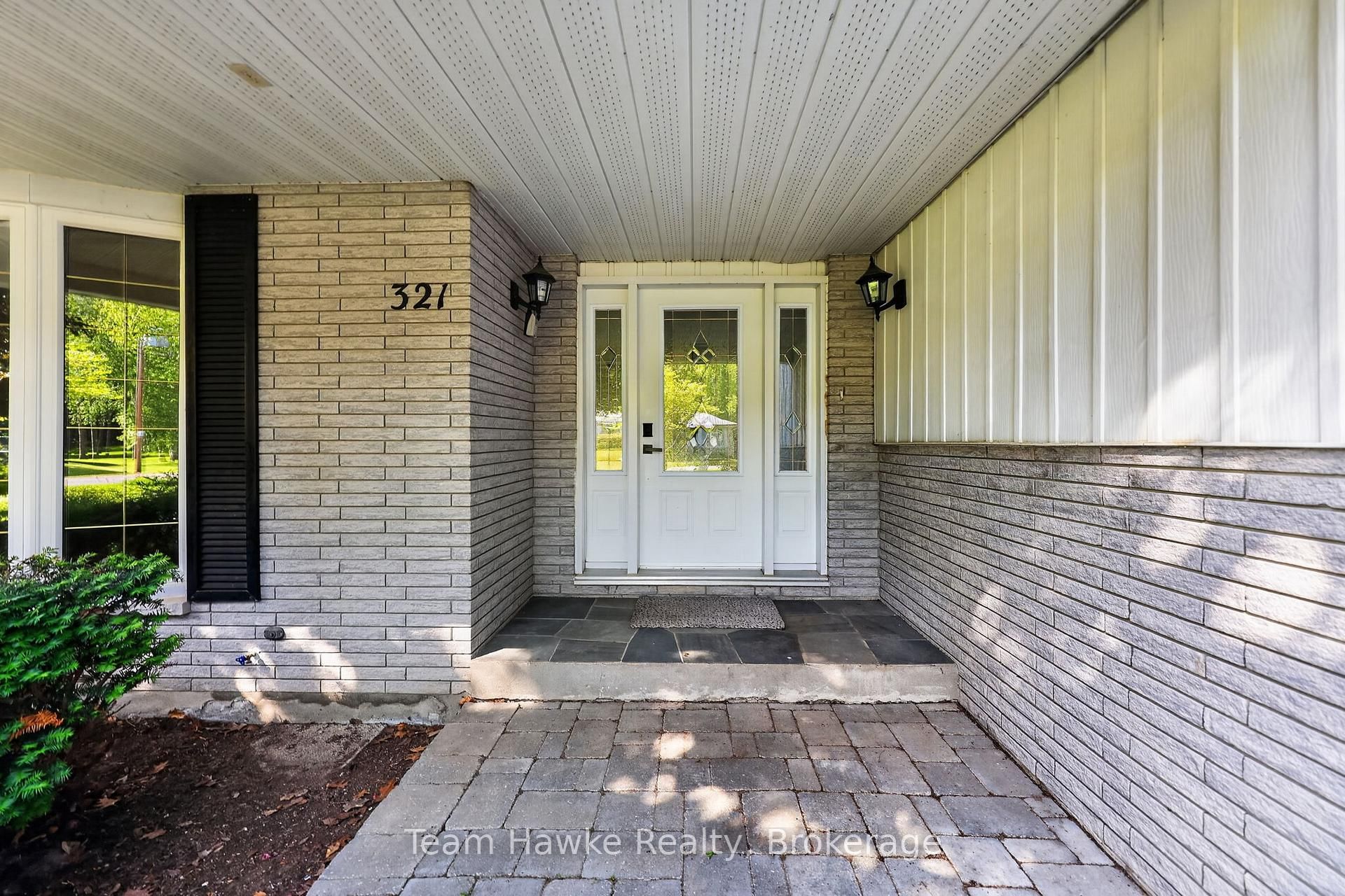 321 Glenbrook Drive