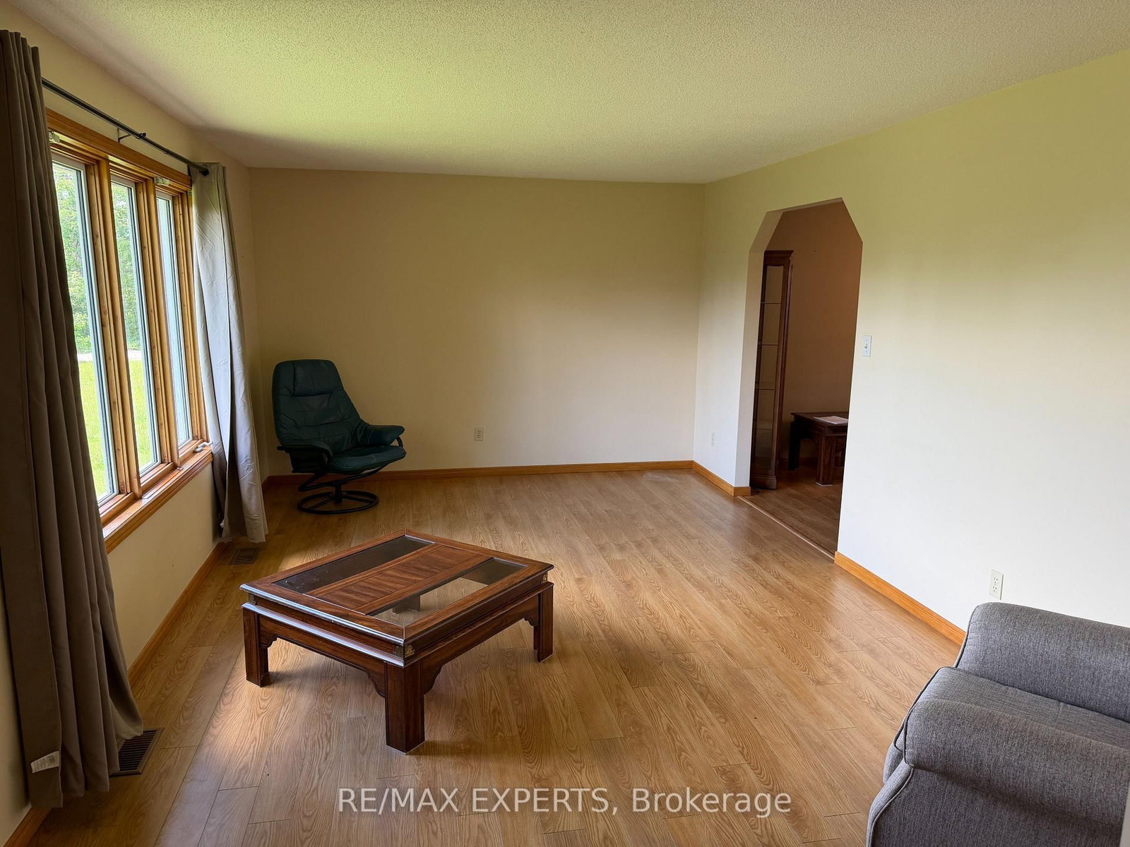 33 Fifth Line S • Oro-Medonte, ON photo 6