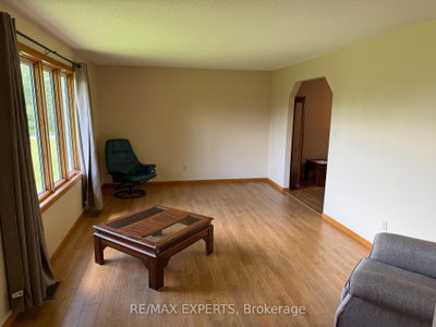 33 Fifth Line S • Oro-Medonte, ON photo 6