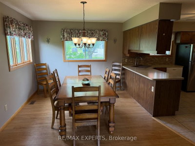 33 Fifth Line S • Oro-Medonte, ON photo 8