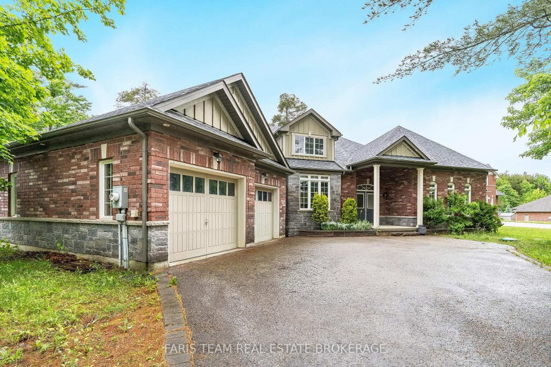 4 Diamond Valley Drive