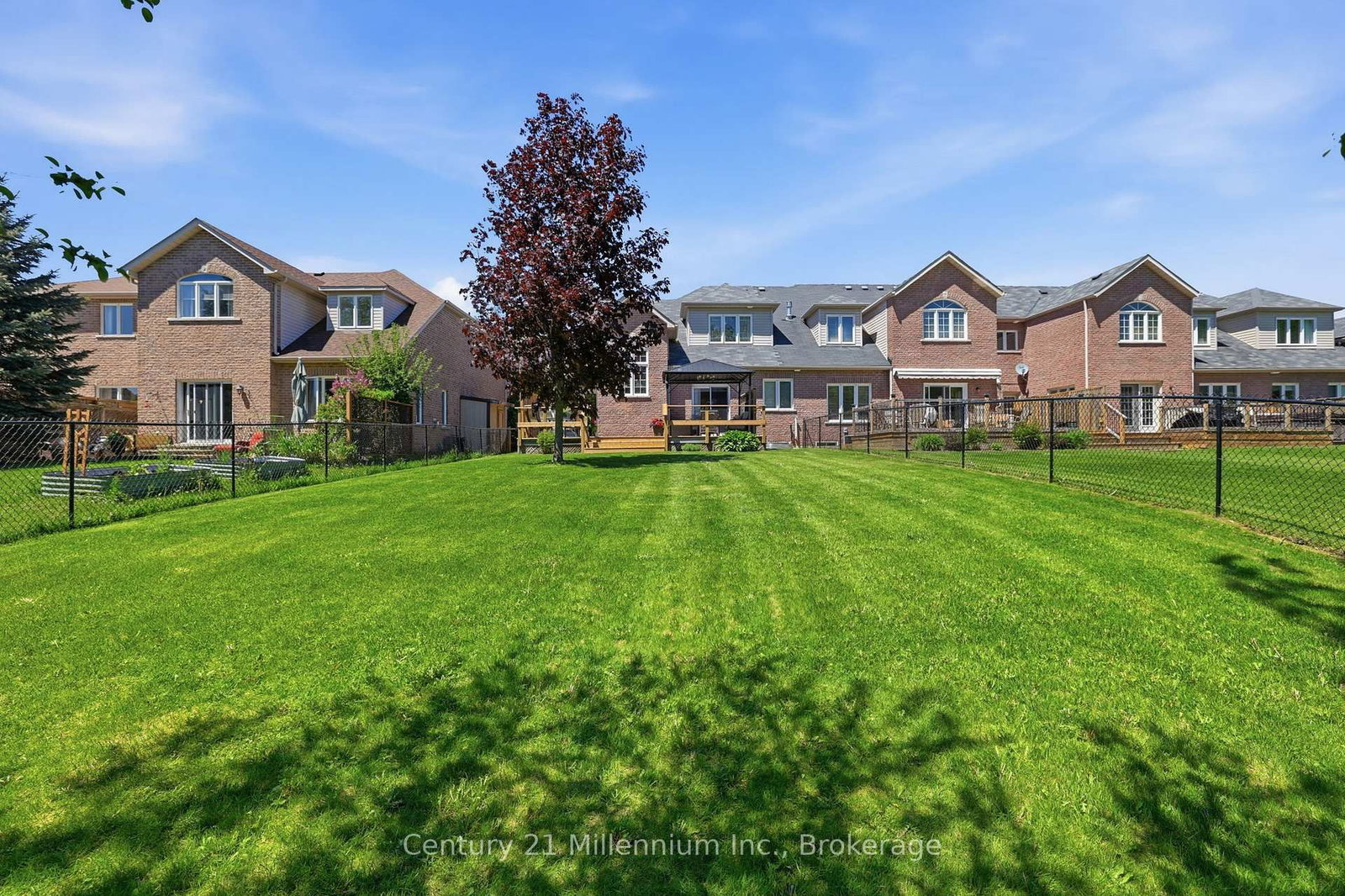 18 Thomas Drive • Collingwood, ON photo 39