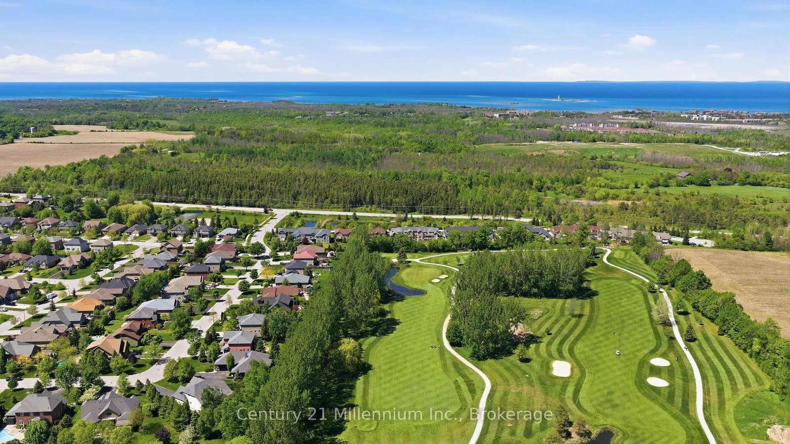 18 Thomas Drive • Collingwood, ON photo 47