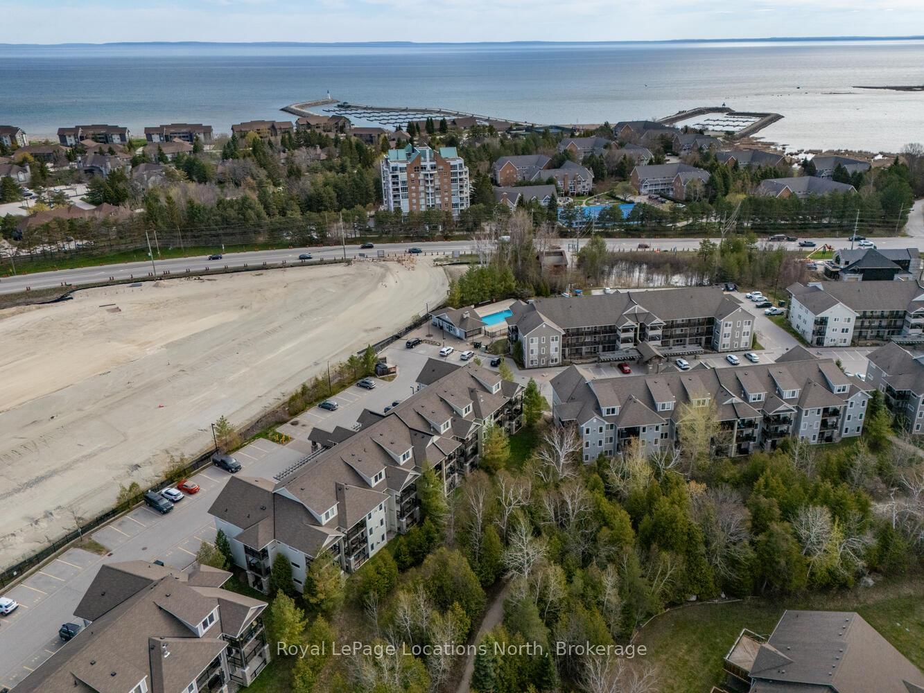 6 BRANDY LANE Drive • #208 • Collingwood, ON photo 42